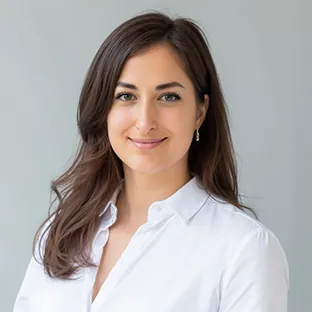 Dr. Julia Berger